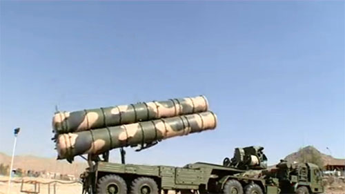 Irán despliega sistema antimisiles S300 para proteger centro nuclear Hoy el cielo iraní es uno de los más seguros de toda la región